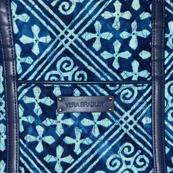 Vera Bradley Argyle Diamond Navy and Light Blue Tote Bag Purse - Picture 4 of 6